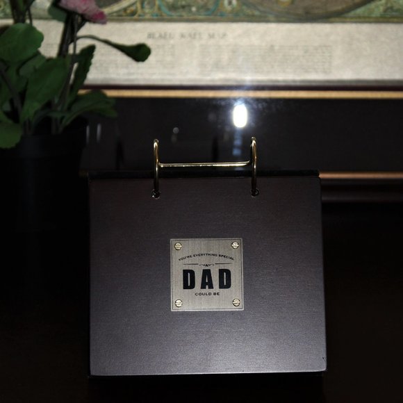 Vintage Silver & Chrome Photo Box | Photo Storage | Photo Album - Picture 13 of 14